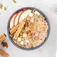 Freeze Dried Apple Cinnamon Oatmeal
